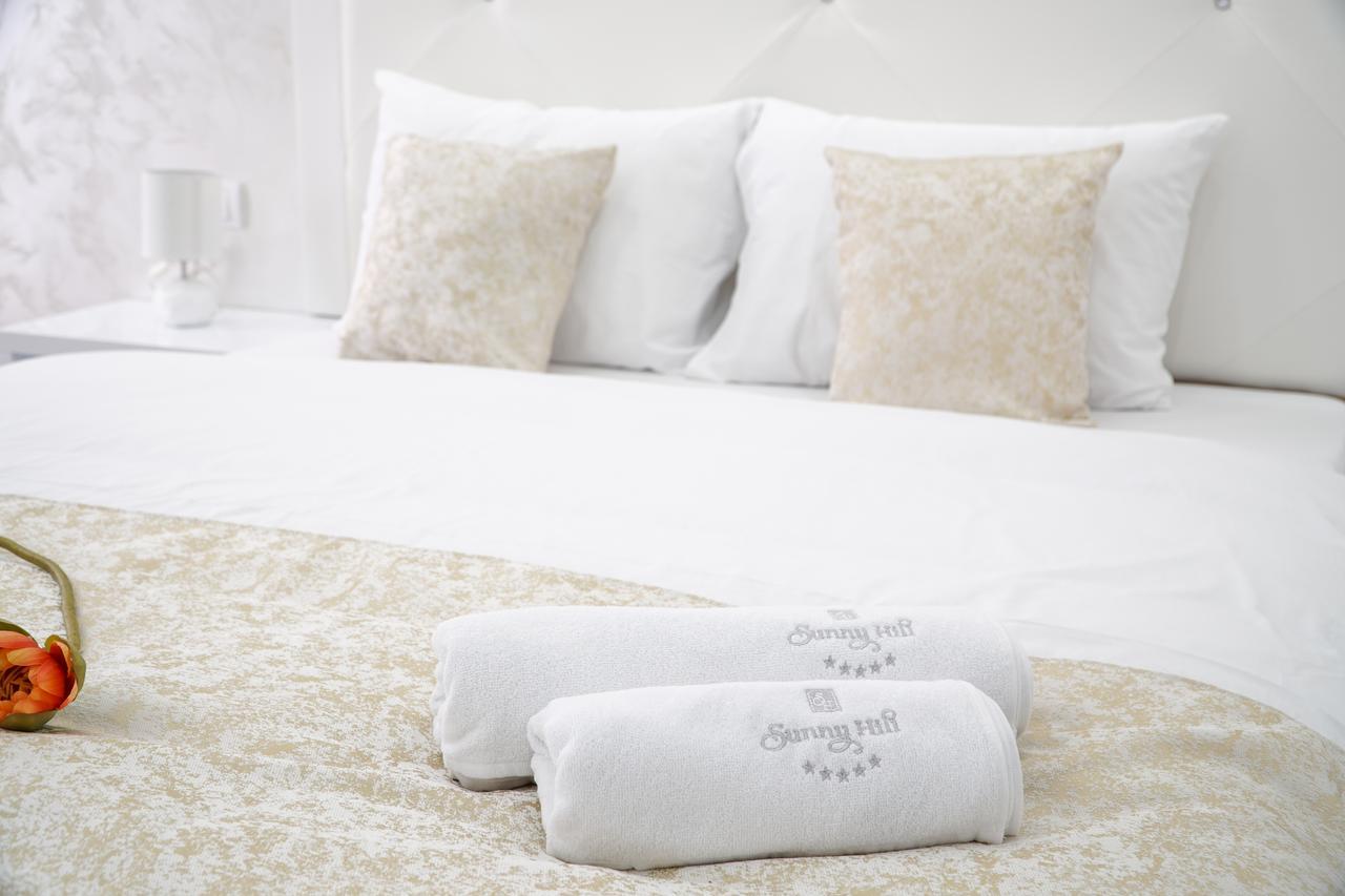 Bed and Breakfast Sunny Hill Garden Stara Pazova Esterno foto