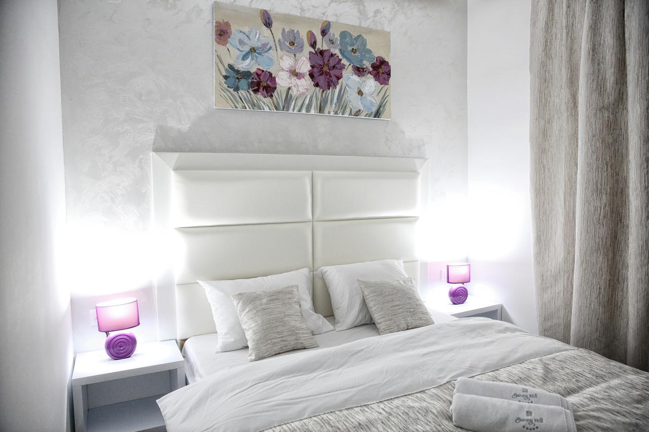 Bed and Breakfast Sunny Hill Garden Stara Pazova Esterno foto